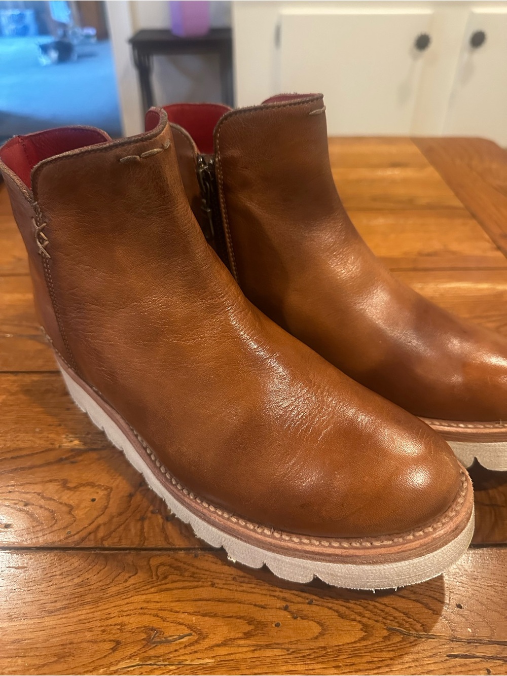 Bed Stu Lydyi Bootie Tan Rustic Distressed Leather Lug Sole Ankle Boots Size 8 - Picture 1 of 9